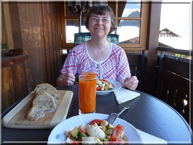 Wie geschrieben: gesund muss es sein! Salat und ein gutes Brot!