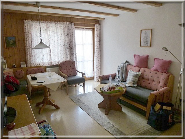 Unsere kleine aber feine Wohnküche. Schlafzimmer und Bad geht niemand etwas an!