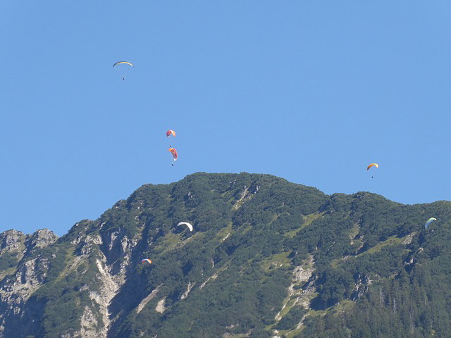 Gleitschirme am Schattenberg