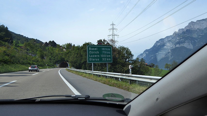 Glei wärn mer auch in unsere Partnerstätt Glarus.