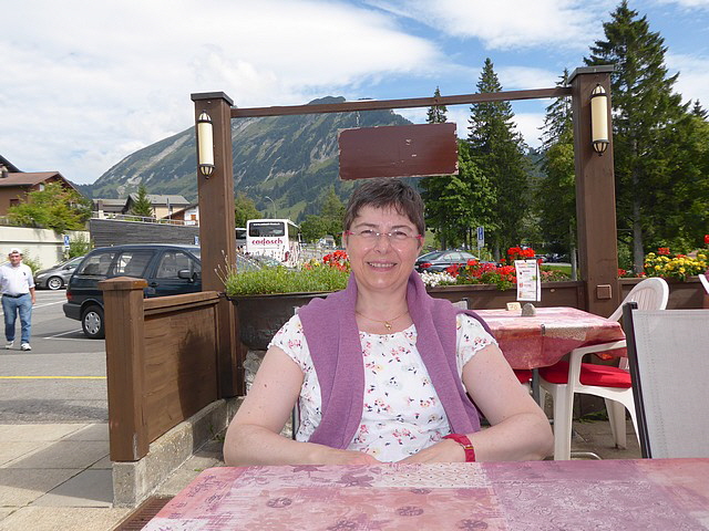 Na also! Geht doch! Geschafft, wir sind in Arvenbuel. Fast 2000 m hoch und schön ist's hier!