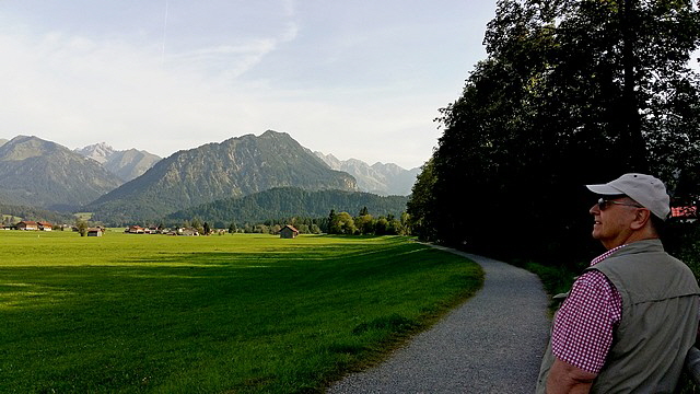 Auf dem Stillachdamm.