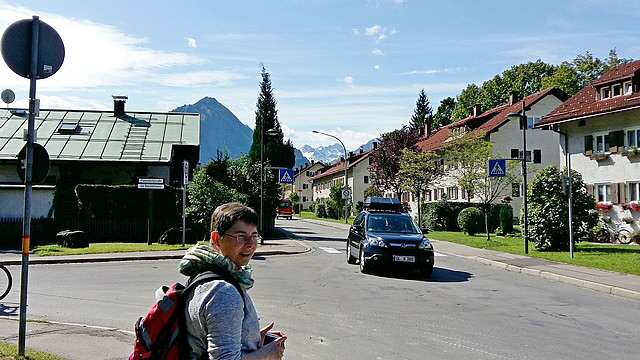 Wie kommt man in Oberstdorf über die Strasse? 